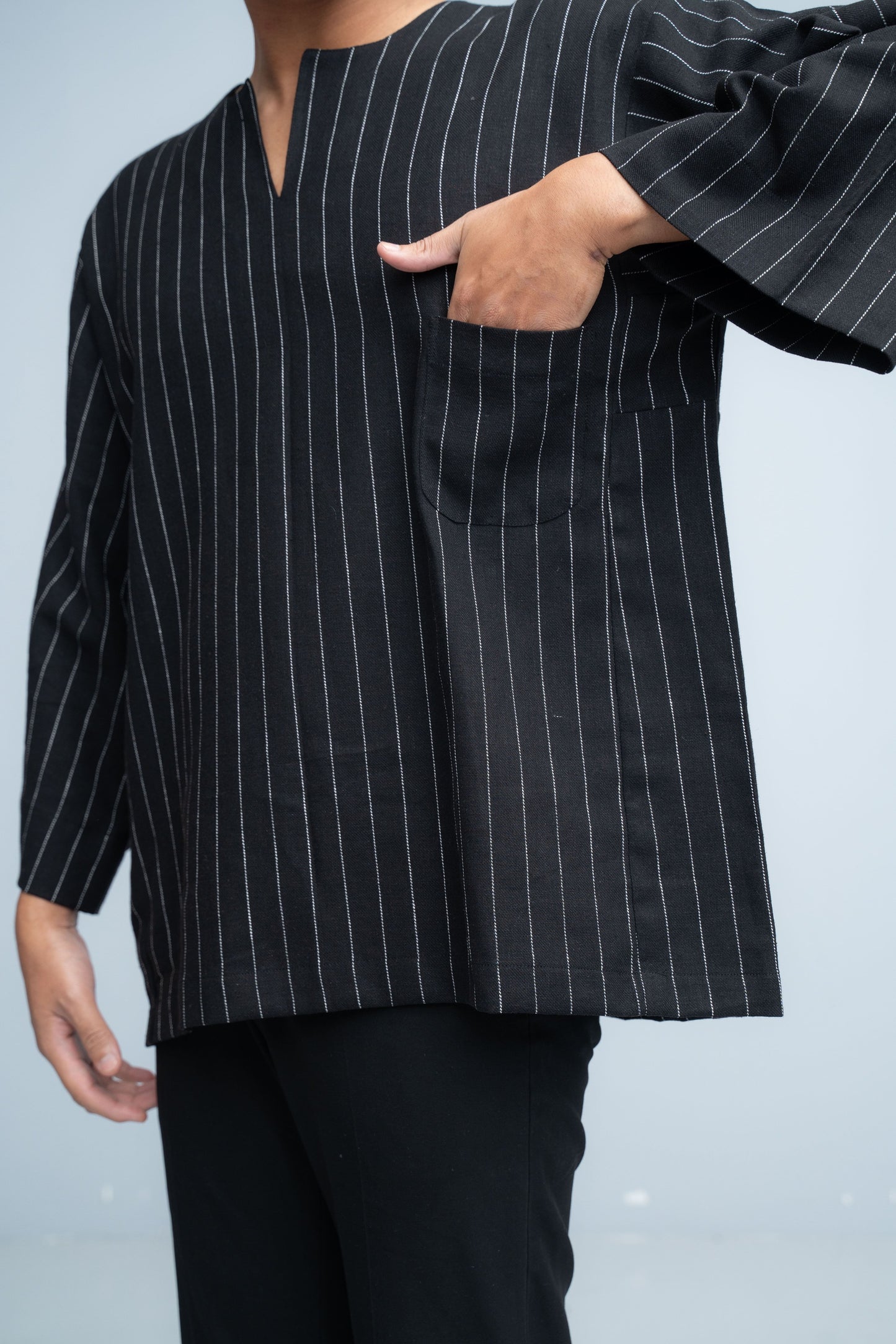 Stripes Kurts- Black