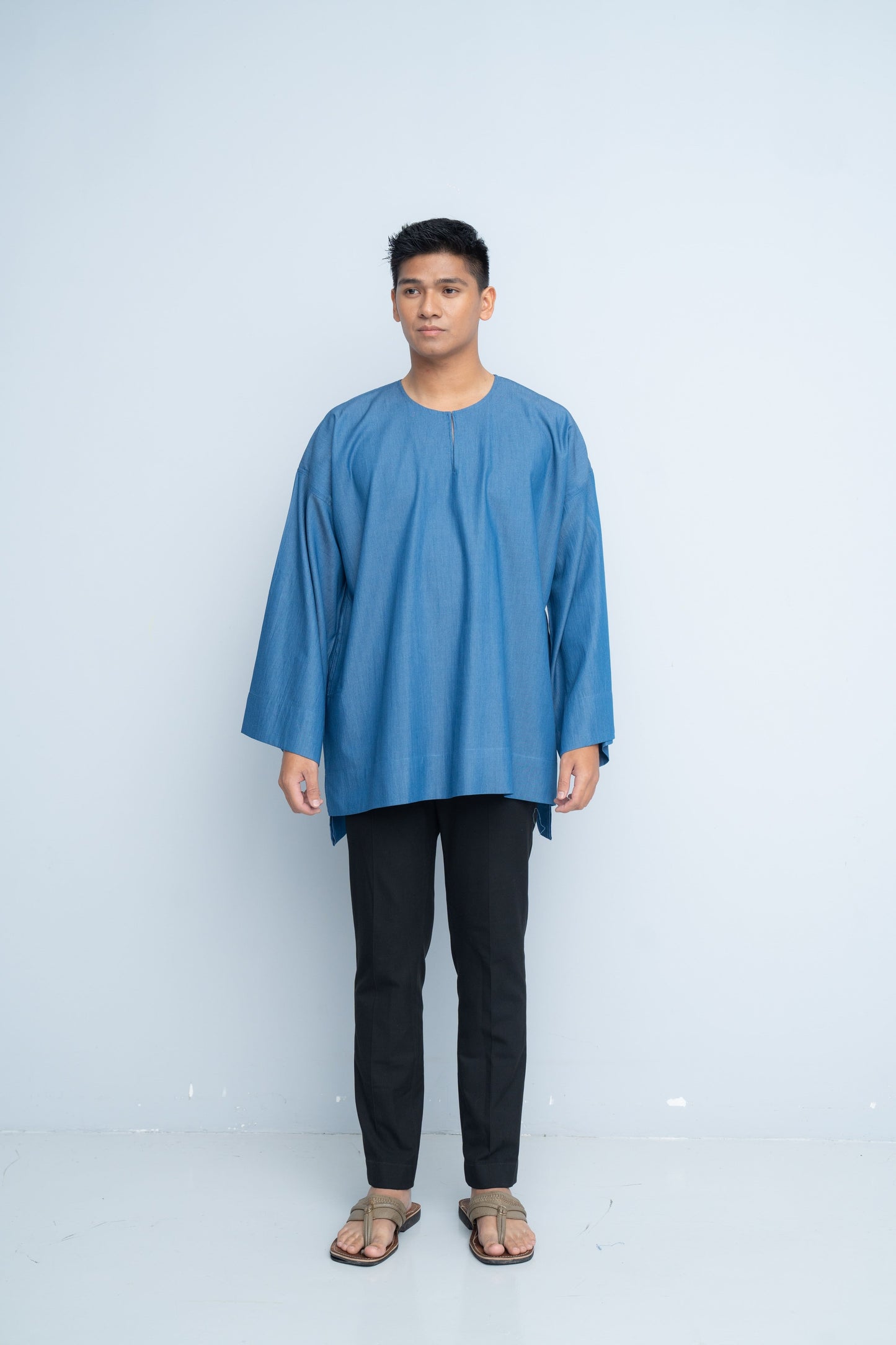 KURTS DENIM- Mid-Blue