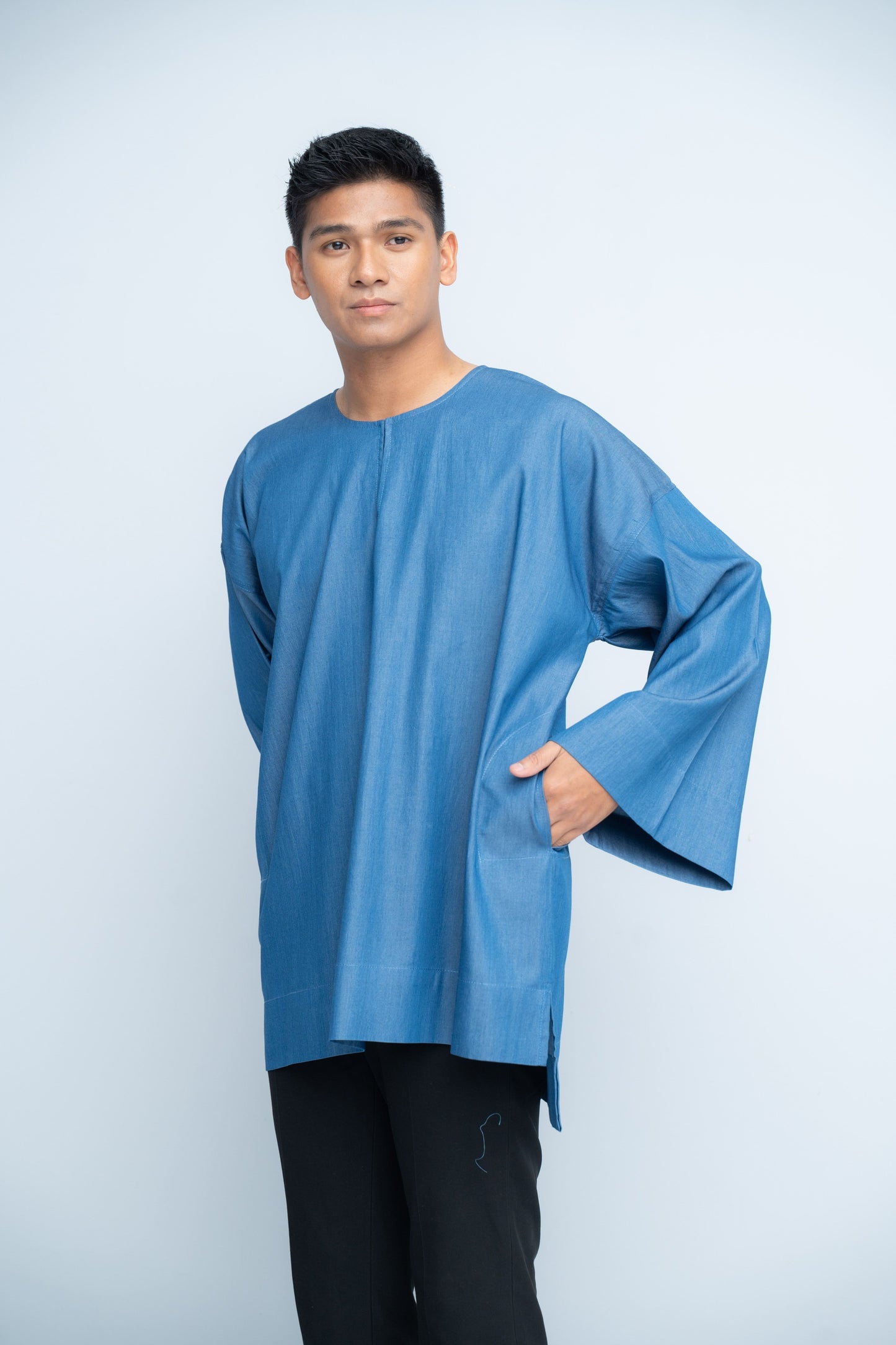 KURTS DENIM- Mid-Blue